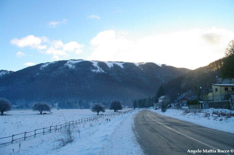 Servizio fotografico: gelata al Laceno con -6° (02-01-2012)