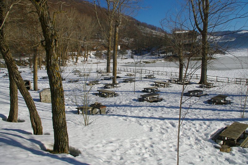 Avviso ai turisti: aree pic nic ancora innevate
