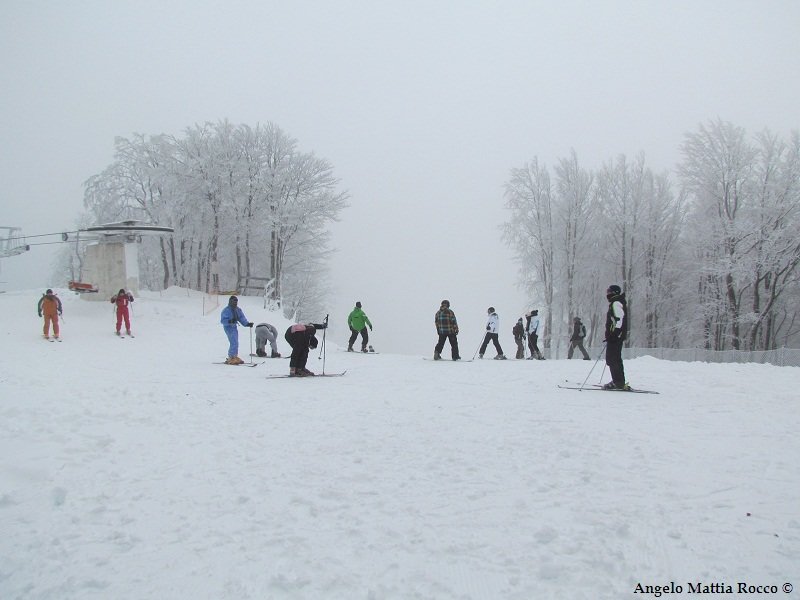 Bollettino neve: accumulo invariato mentre nevica ancora