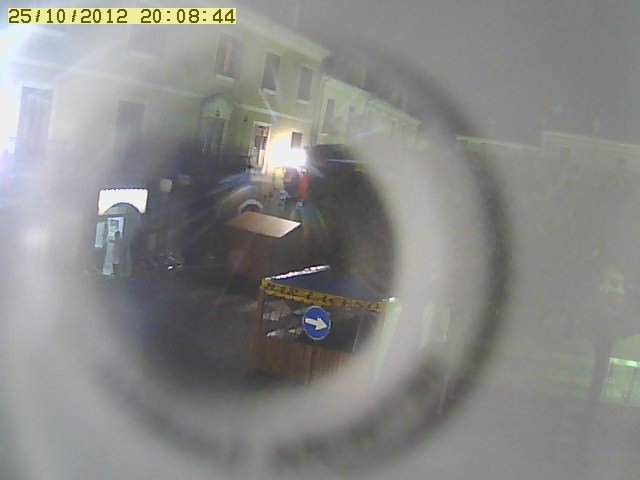 Webcam sulla sagra del tartufo in Piazza Di Capua: servizio per i bagnolesi all’estero