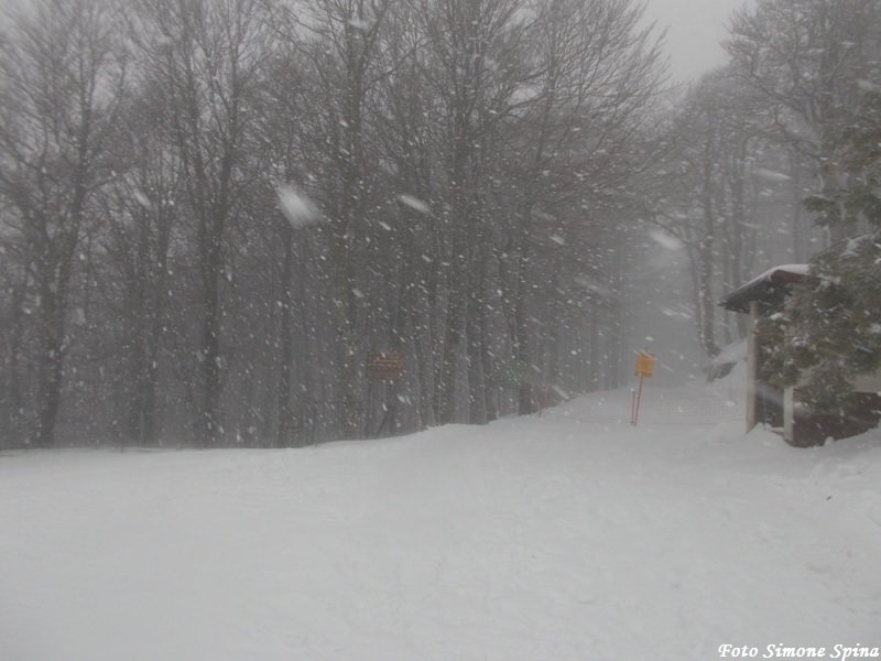 Bufera di neve sul Monte Raiamagra 02-12-2012: foto dell’utente Simone del forum