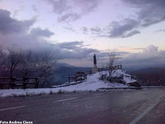Situazione neve a Laceno delle ore 16.30: foto del collaboratore Andrea Cione