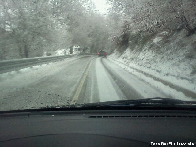Situazione meteo-neve: foto di stamattina, pioggia a 900-1000 m, neve dai 1100 in su