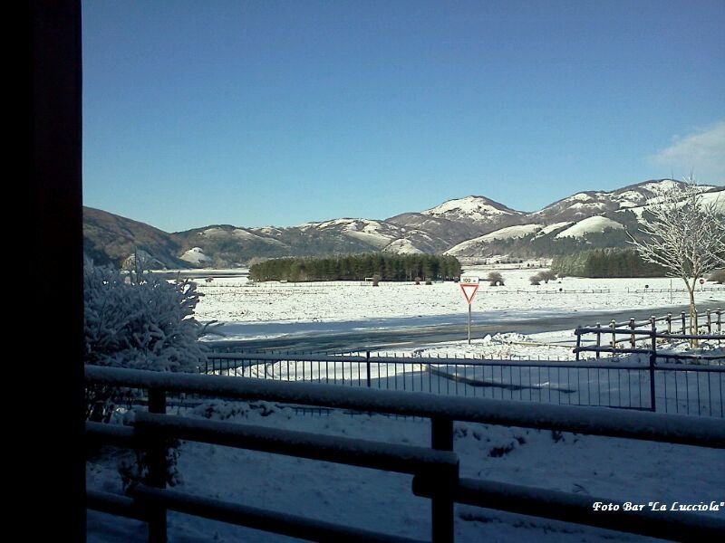 Neve e sole al Piano Laceno: immagine delle ore 13.30