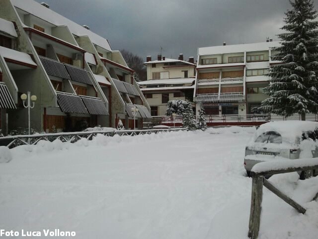 SERVIZIO FOTOGRAFICO: situazione neve zona residence