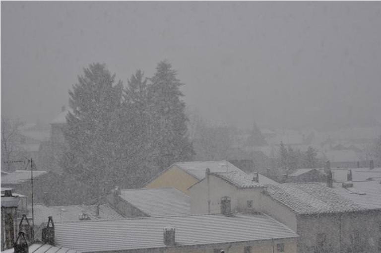 Aggiornamento meteo fotografico: la nevicata che ha colpito Bagnoli Irpino