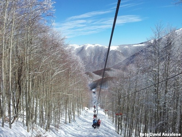 Bollettino neve: domani 13 Aprile 2013 impianto sciistico aperto e tariffe scontate