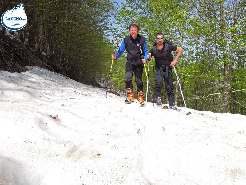 Servizio fotografico: 1° Maggio 2013 – Sci Alpinismo al Monte Raiamagra (Laceno) – 8° mese di attività invernali
