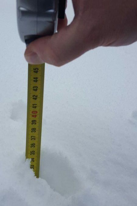 Gli effetti del vento sugli accumuli: foto dal Laceno